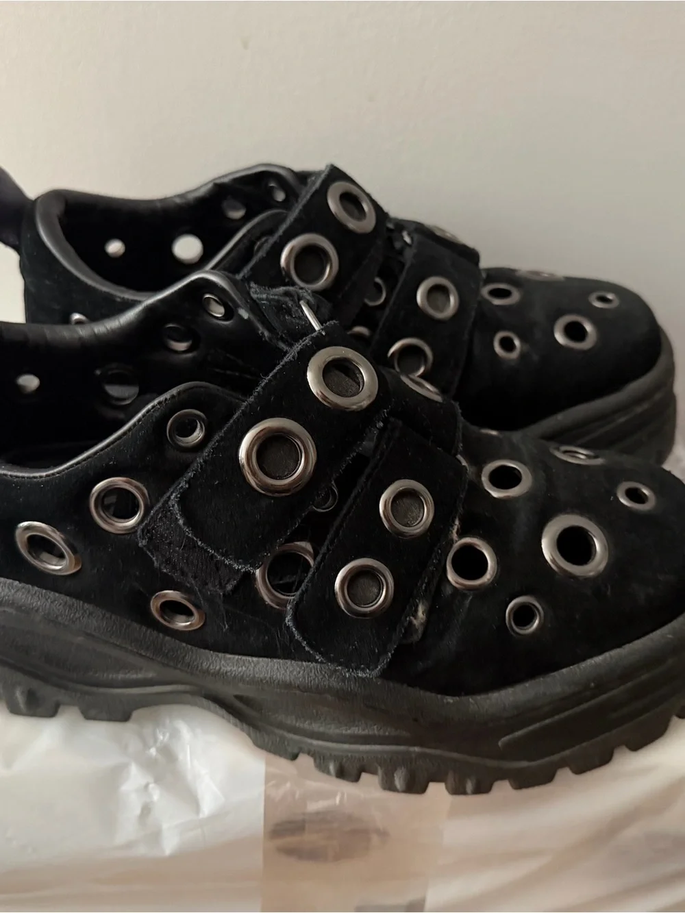 Eytys SSENSE Exclusive Grommet Angel Sneakers - Picture 9 of 9